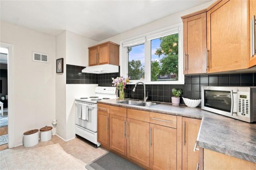 492 Jefferson Avenue, Winnipeg, MB 