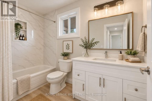 Virtually Staged - 109 Deerberry Place, Waterloo, ON 
