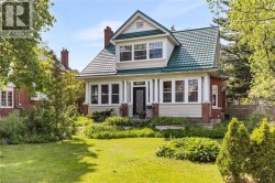 1807 BALSAM Avenue  Mississauga, ON L5J 1L3