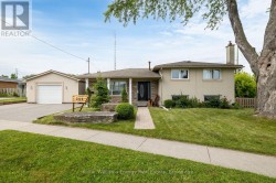 LOWER - 566 DEAN AVENUE Oshawa (Donevan), ON L1H 3J8