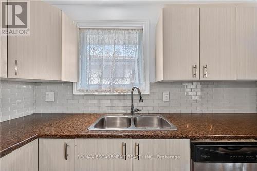 93 Nugent Drive, Hamilton, ON 