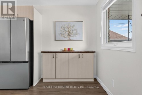 93 Nugent Drive, Hamilton, ON 