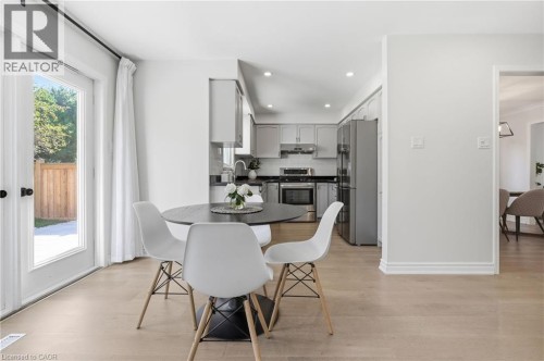 551 Deerhurst Drive, Burlington, ON 