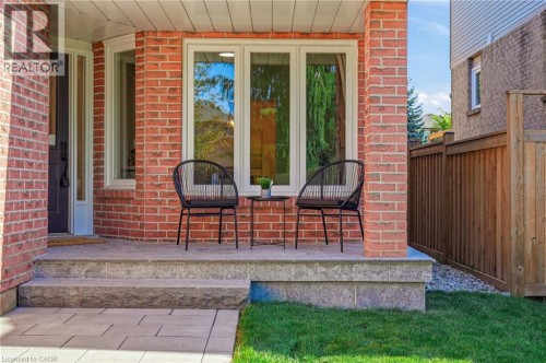 551 Deerhurst Drive, Burlington, ON 