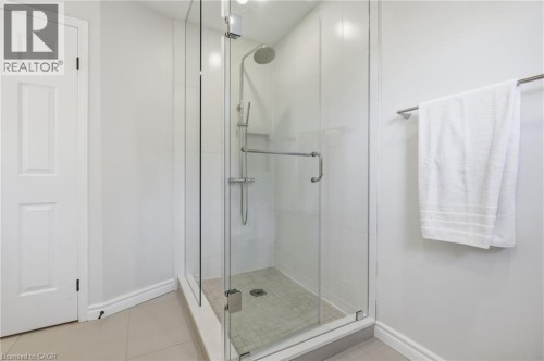 551 Deerhurst Drive, Burlington, ON 