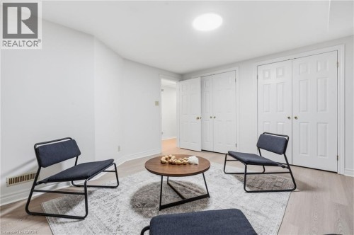 551 Deerhurst Drive, Burlington, ON 