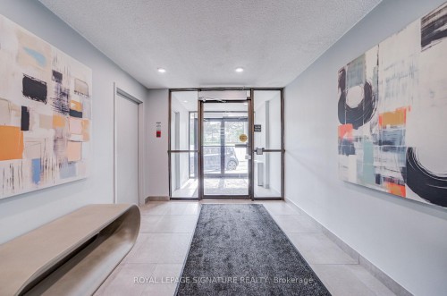413-4060 Lawrence Avenue E, Toronto, ON 