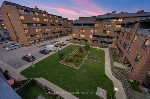 413-4060 Lawrence Avenue E, Toronto, ON 