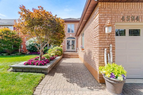 4594 Badminton Drive, Mississauga, ON 
