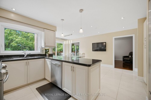 4594 Badminton Drive, Mississauga, ON 