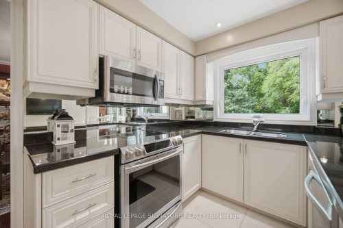 4594 Badminton Drive, Mississauga, ON 