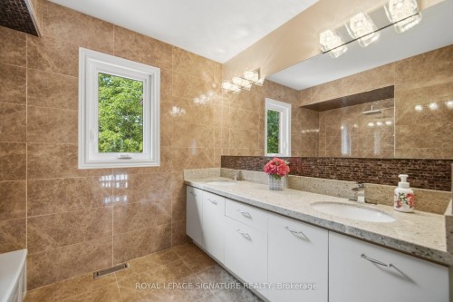 4594 Badminton Drive, Mississauga, ON 