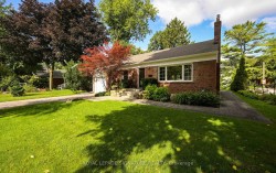 903 Johnathan Drive  Mississauga, ON L4Y 1J7