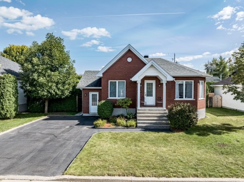 1238 Carré du Maire-Paquin  Trois-Rivières, QC G8V 2N5