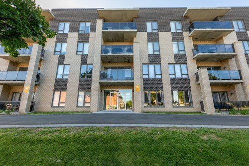 205-16 Rue Roger-Pilon  Dollard-Des-Ormeaux, QC H9B 0B1