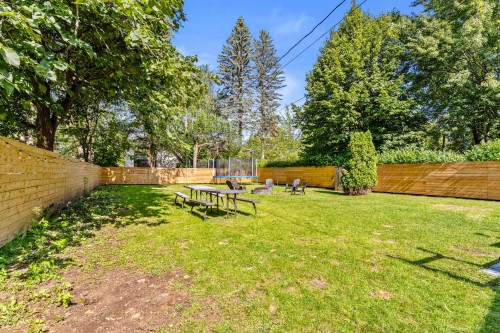 Courtyard - 594 Rue Du Précieux-Sang, Joliette, QC 
