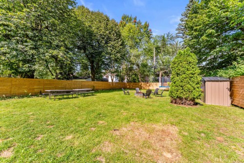 Courtyard - 594 Rue Du Précieux-Sang, Joliette, QC 