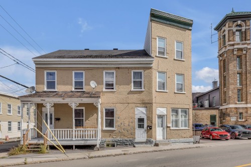 Front of Structure - 327  - 335 Rue De L'Aqueduc, Québec (La Cité-Limoilou), QC 
