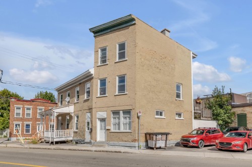Front of Structure - 327  - 335 Rue De L'Aqueduc, Québec (La Cité-Limoilou), QC 