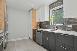 Kitchen - 