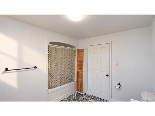 470 Riverside Dr, Bathurst, NB 