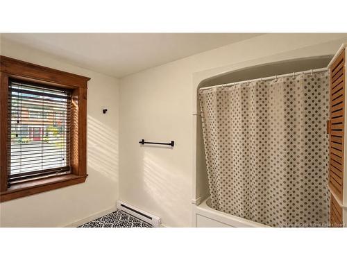 470 Riverside Dr, Bathurst, NB 