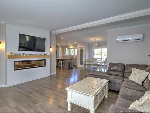 124 Diamond Square Rd, Fredericton Junction, NB 