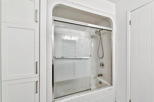 Salle de bains - A-775 Rue Principale, Saint-Sauveur, QC 