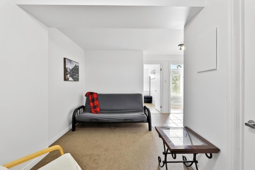 Salle familiale - A-775 Rue Principale, Saint-Sauveur, QC 