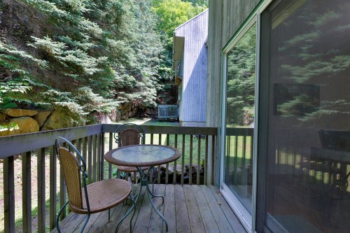 Balcon - A-775 Rue Principale, Saint-Sauveur, QC 