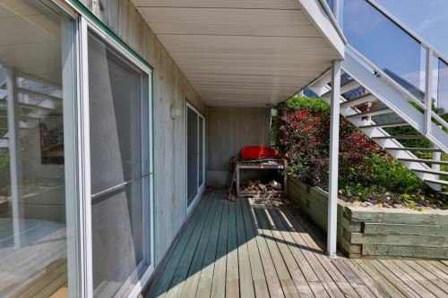 Terrasse - A-775 Rue Principale, Saint-Sauveur, QC 