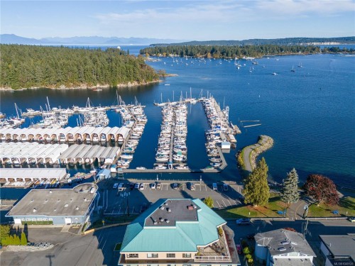 #201-375 Newcastle Ave, Nanaimo, BC 