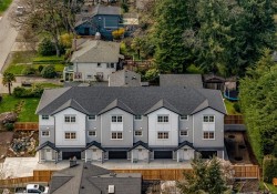 #3-990 McBriar Ave Saanich, BC V8X 3M3
