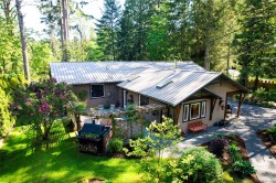 1126 North Rd Gabriola Island, BC V0R 1X3