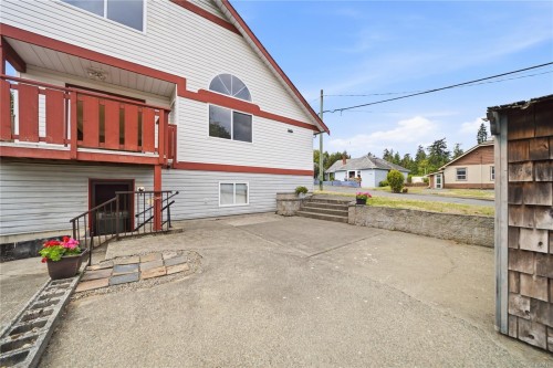 9815 Cedar St, Chemainus, BC 