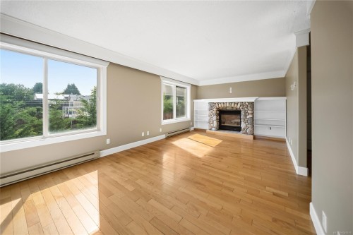 9815 Cedar St, Chemainus, BC 