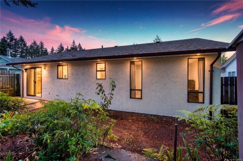 4149 Orchard Cir, Nanaimo, BC 