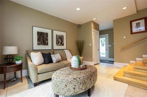 105 Ash St, Winnipeg, MB 