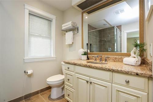 105 Ash St, Winnipeg, MB 