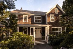 1188 Garden Gate Dr Central Saanich, BC V8M 2H6