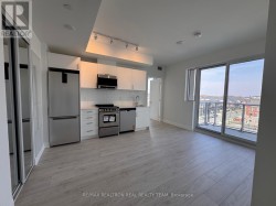 523 - 412 SILVER MAPLE ROAD Oakville, ON L6H 7X8
