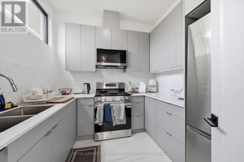 Fully Equipped Servery / Prep Kitchen - 36 Windemere Road, Hamilton, ON 