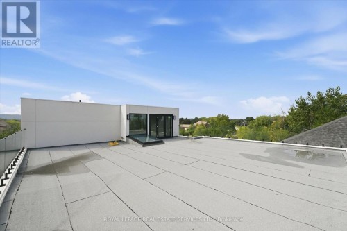 Spectacular Rooftop Terrace Overlooking the Lake - 36 Windemere Road, Hamilton, ON 