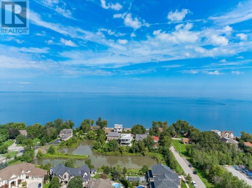 Aerial View of the Surrounding Neighbourhood - 36 Windemere Road, Hamilton, ON 