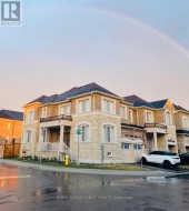 11 LIAM LANE  Markham, ON L3S 0E8