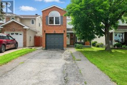 6651 TOONEY DRIVE Ottawa, ON K1C 6P7