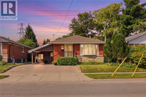 304 WHITNEY Avenue  Hamilton, ON L8S 2H2