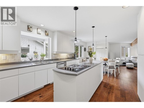 611 Robson Drive, Kamloops, BC 