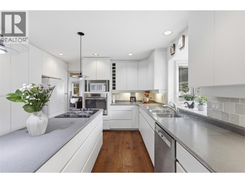 611 Robson Drive, Kamloops, BC 