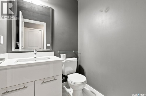 305 710 Gordon Road, Saskatoon, SK 